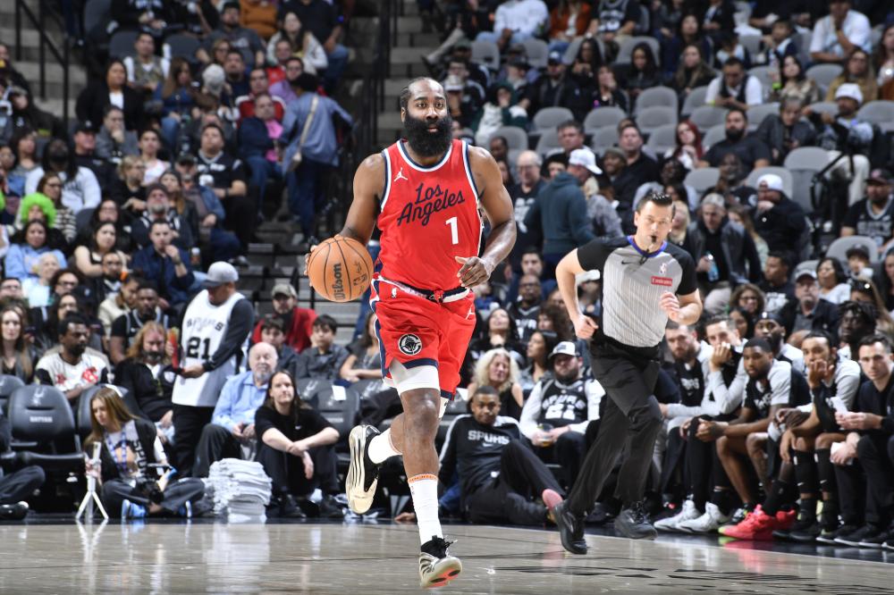 完成致命一 完成致命一