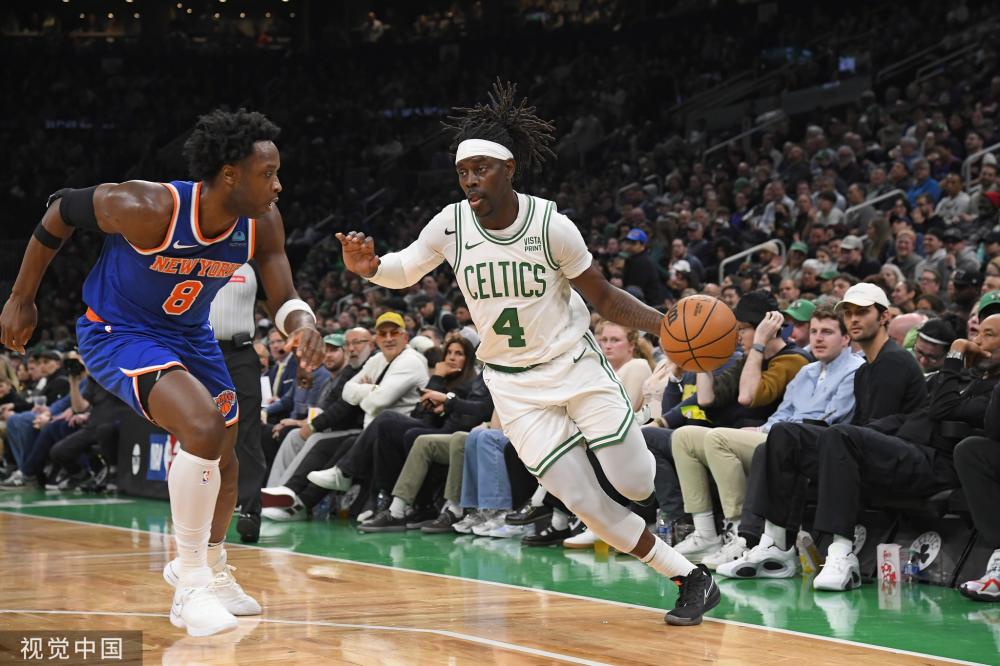 防守球员出 防守球员出