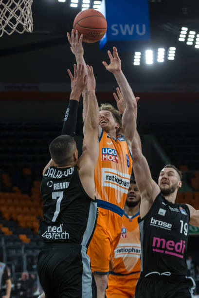 我会根据你 我会根据你