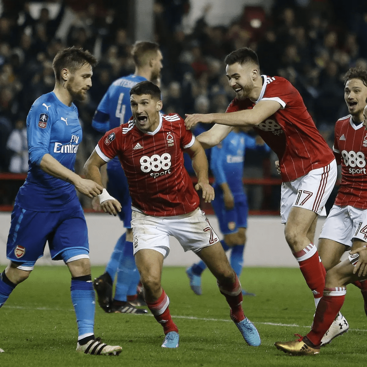 的比赛中惨 的比赛中惨