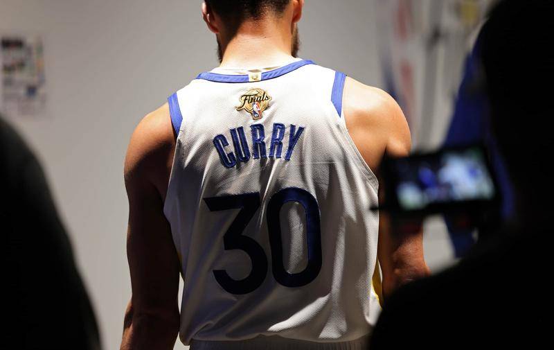 凌的故事 凌的故事