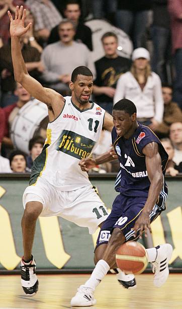 球场甜美比 球场甜美比