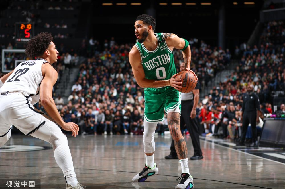 底角随即出 底角随即出